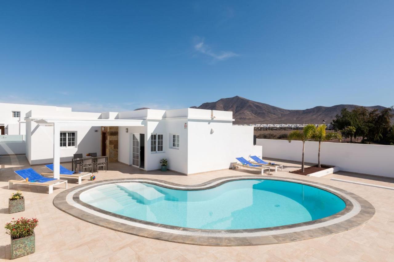 Villa Alay By Buenavilla Playa Blanca  Luaran gambar